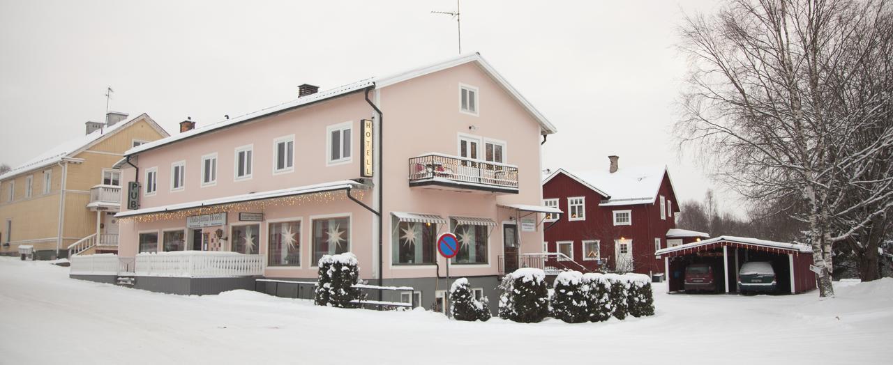 Dala-Jaerna Hotell Och Vandrarhem Esterno foto